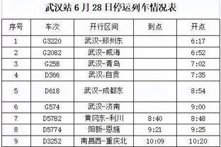 Dongchee là một đứa trẻ to lớn, nó luôn đùa giỡn với con.